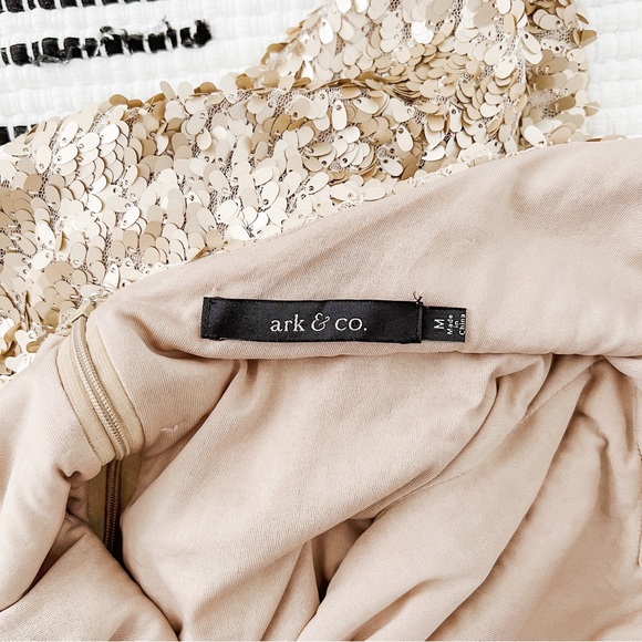 Ark and Co Dress Sequin Gold Cocktail Sheath - Picture 5 of 6